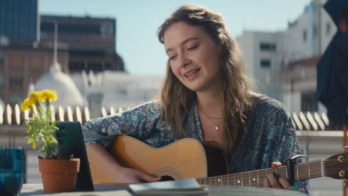 Thumbnil cries 2 1 8 2