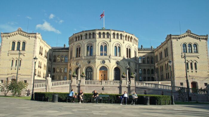 Democrazy stills 1 3 1